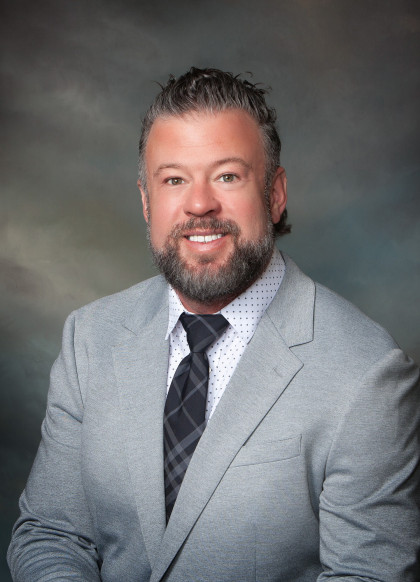 Peter W Bailey, MD